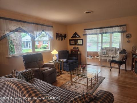 607 Willow Ct #B, Whiting, NJ 08759 photo 13