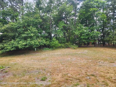 607 Willow Ct #B, Whiting, NJ 08759 photo 9