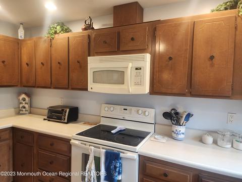 607 Willow Ct #B, Whiting, NJ 08759 photo 28