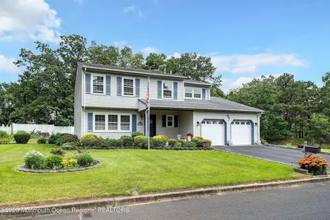 25 Harrison Ave, Brick, NJ 08724 photo 3