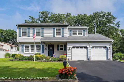 25 Harrison Ave, Brick, NJ 08724
