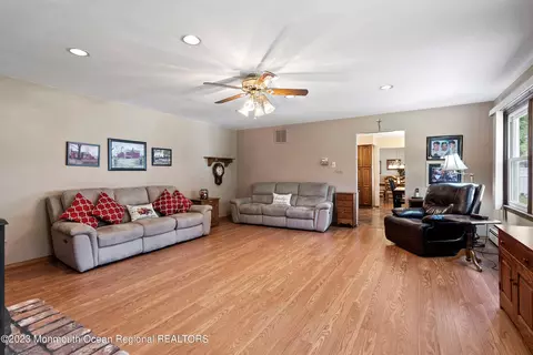 25 Harrison Ave, Brick, NJ 08724 photo 20