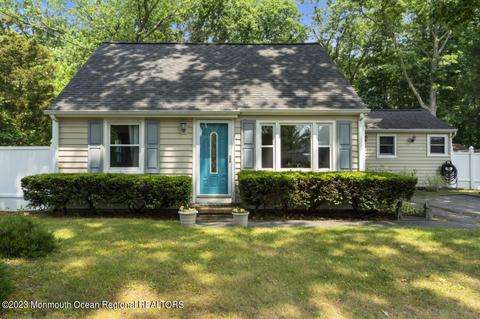 439 Shady Ln, Howell, NJ 07731