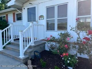 902 Green Grove Rd, Neptune City, NJ 07753