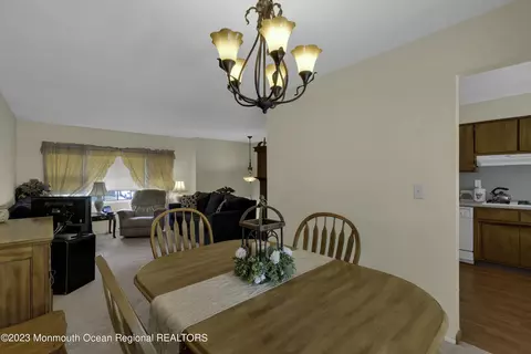 7 Iris Dr, Jackson, NJ 08527 photo 6