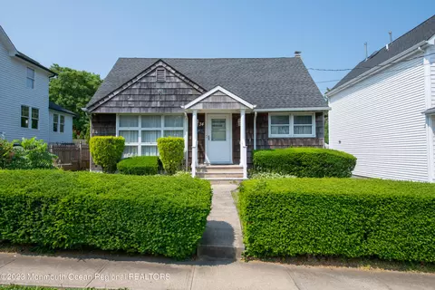 34 First St, Rumson, NJ 07760
