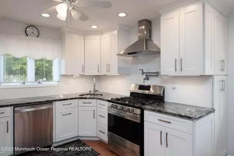 268 Harmony Rd, Middletown, NJ 07748 photo 15