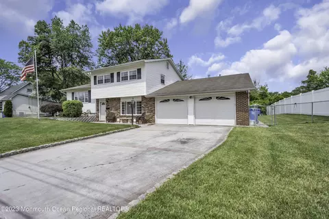 68 Forest Dr, Jackson, NJ 08527 photo 4