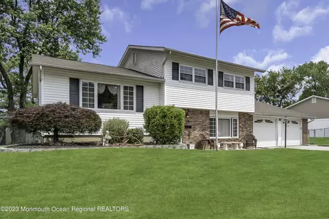 68 Forest Dr, Jackson, NJ 08527 photo 3