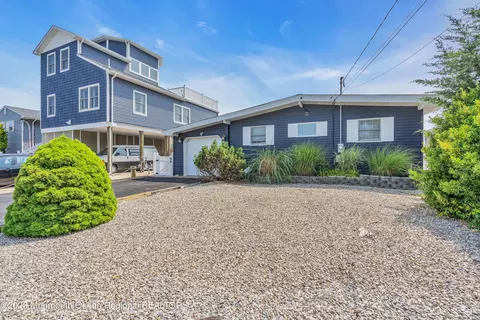 5 Navarra Dr, Brick, NJ 08723 photo 2