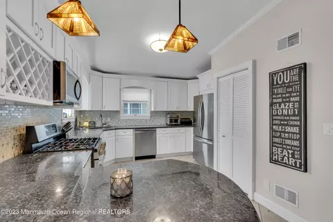 5 Navarra Dr, Brick, NJ 08723 photo 6