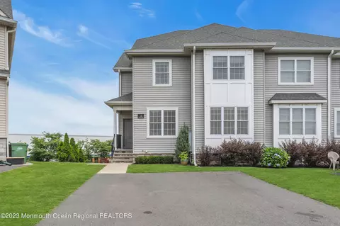 13 Flannery Ave, Lakewood, NJ 08701