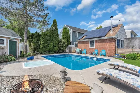 15 Ridge Ave, Manasquan, NJ 08736