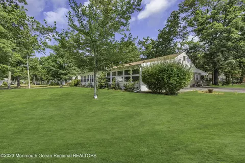 9 Cedar St #C, Toms River, NJ 08757