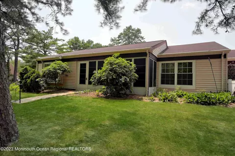 498 Dartmoor Way # a, Manchester, NJ 08759