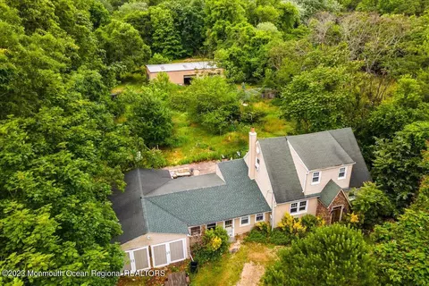 1039 Maxim Southard Rd, Howell, NJ 07731