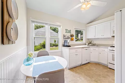 25 Maple Ln #A, Brielle, NJ 08730 photo 8