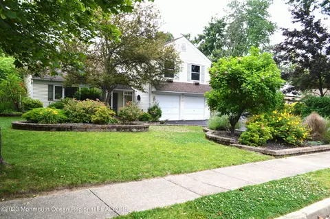1017 Eastwind Ave, Toms River, NJ 08753