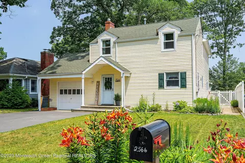 2566 Algonkin Trl, Manasquan, NJ 08736