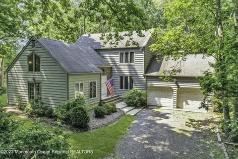 356 Millstone Rd, Millstone, NJ 08510