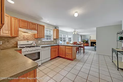3 Jhan Dr, Jackson, NJ 08527 photo 26