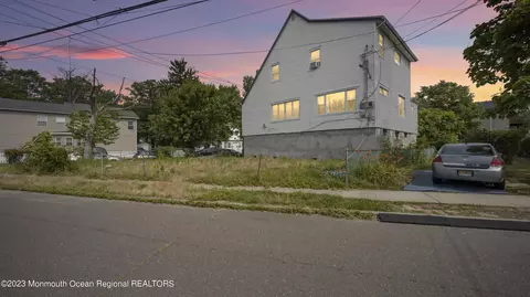 36 Orchard St, Keansburg, NJ 07734