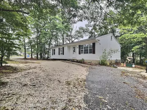 269 Nautilus Dr, Manahawkin, NJ 08050