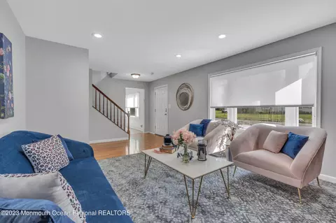 163 Colonial Dr, Lakewood, NJ 08701