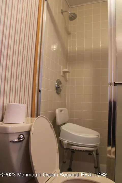 63 Eagle Dr, Whiting, NJ 08759 photo 19