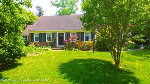 485 Clinton Ave, Toms River, NJ 08753