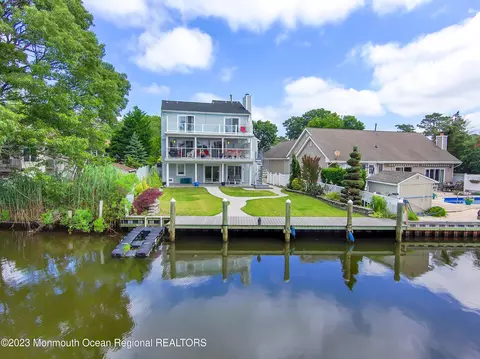 464 Bella Vista Rd, Brick, NJ 08724