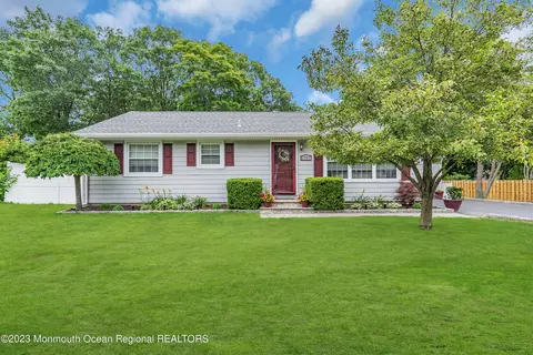 3707 River Rd, Point Pleasant, NJ 08742
