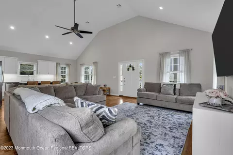 538 E Bayview Ave, Ocean Gate, NJ 08740 photo 10