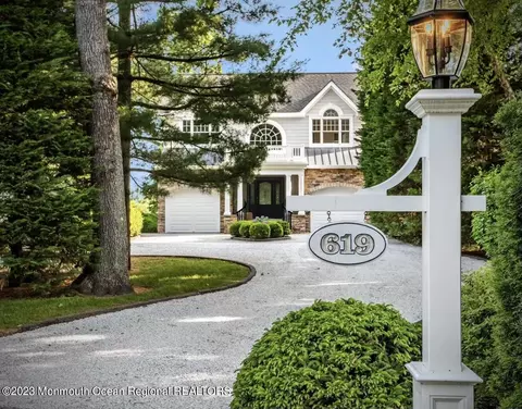 619 Beacon Blvd, Sea Girt, NJ 08750