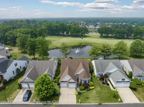 34 Sawgrass St, Jackson, NJ 08527