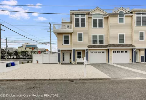10001 Highland Ave #A, Long Beach Township, NJ 08008