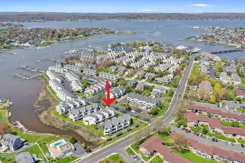 2 Newport Ct, Long Branch, NJ 07740