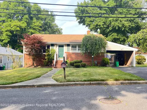 837 Prospect Ave, Keyport, NJ 07735