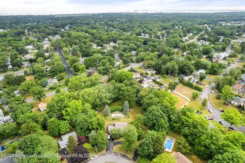 15 Acker Dr, Middletown, NJ 07748 photo 38