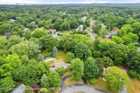 15 Acker Dr, Middletown, NJ 07748 photo 41