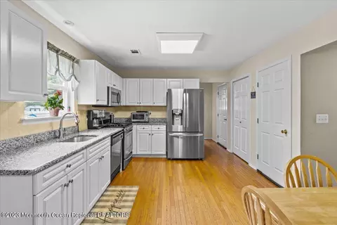 111 Atrium Dr, Brick, NJ 08723 photo 8