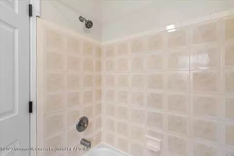 111 Atrium Dr, Brick, NJ 08723 photo 24
