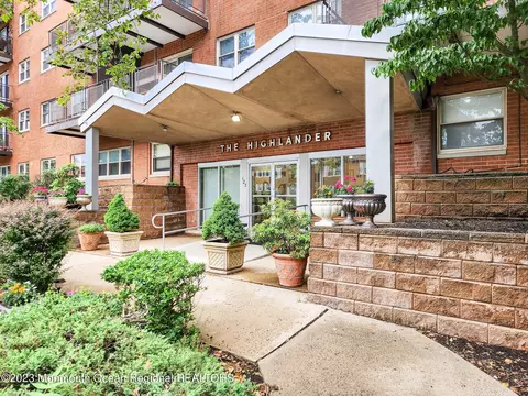 123 S Adelaide Ave #3C, Highland Park, NJ 08904
