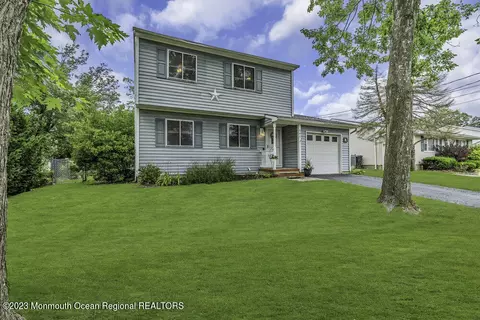 540 California Ave, Brick, NJ 08724