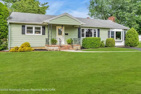 25 Coolidge Pl, West Long Branch, NJ 07764