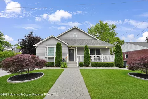 9 Liberty St, Matawan, NJ 07747