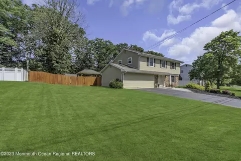 18 Old Bridge Dr, Howell, NJ 07731 photo 51
