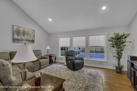 18 Old Bridge Dr, Howell, NJ 07731 photo 25