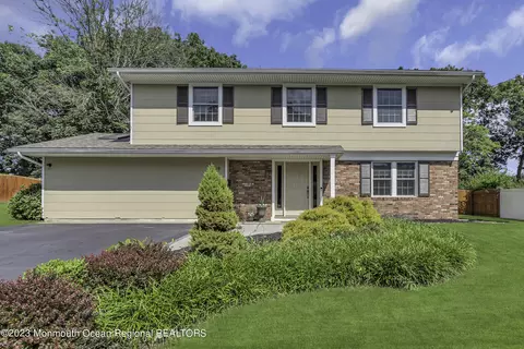 18 Old Bridge Dr, Howell, NJ 07731 photo 1