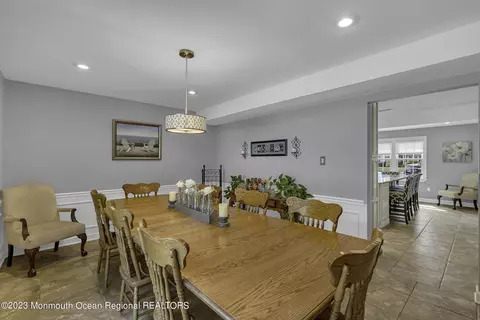 18 Old Bridge Dr, Howell, NJ 07731 photo 22